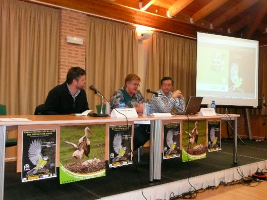 Presentación de la guía de aves en Almazán